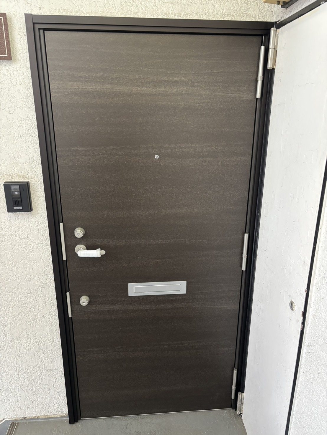 玄関ドア交換（集合住宅②） 施工後